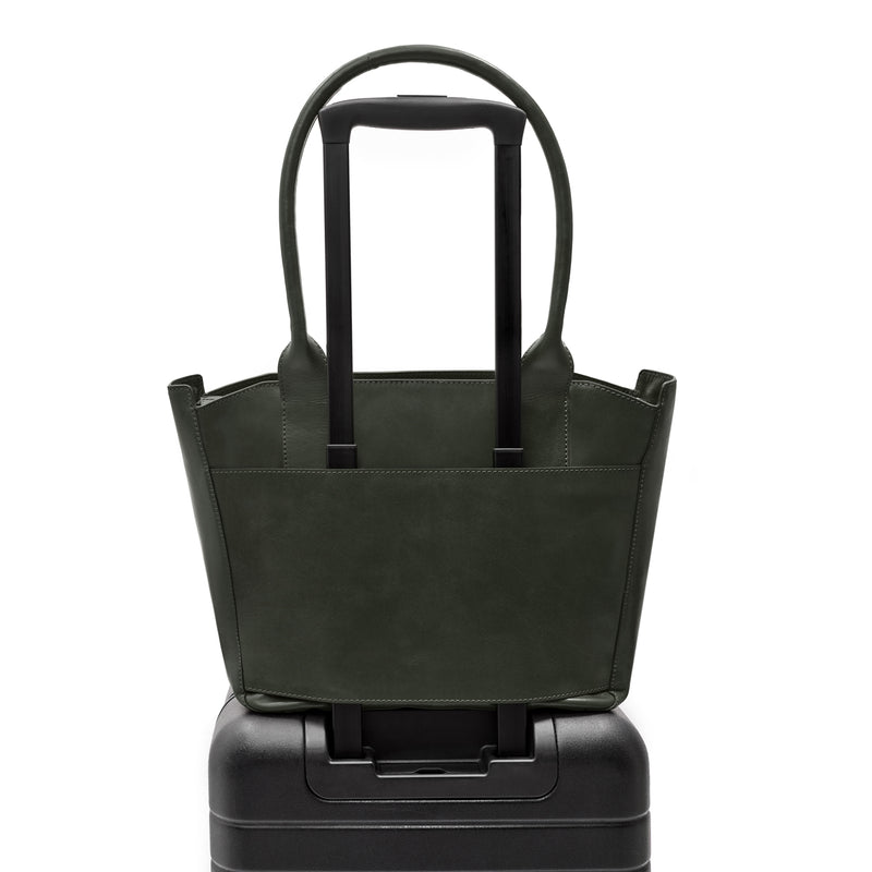 Tote bag in forrest green full grain smooth leather on carry on